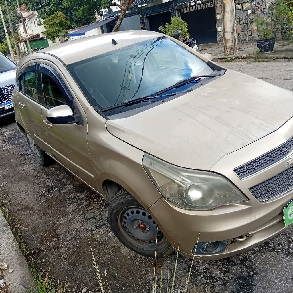Chevrolet Agile 1.4 MPFI LTZ 8V FLEX 4P MANUAL 2013